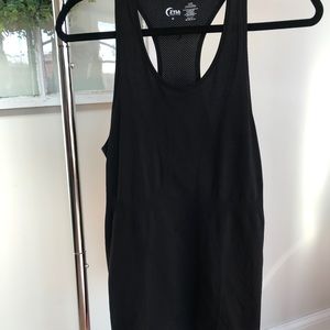 Zyia black copper charged tank. Medium